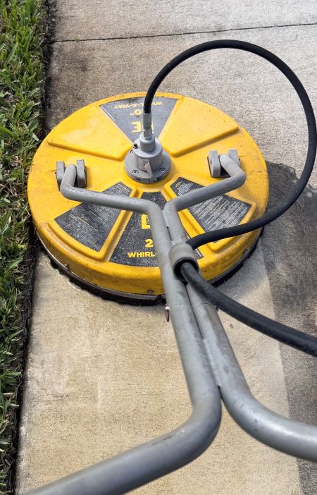 Why Driveway Cleaning Is One of the Easiest Ways to Improve Curb Appeal