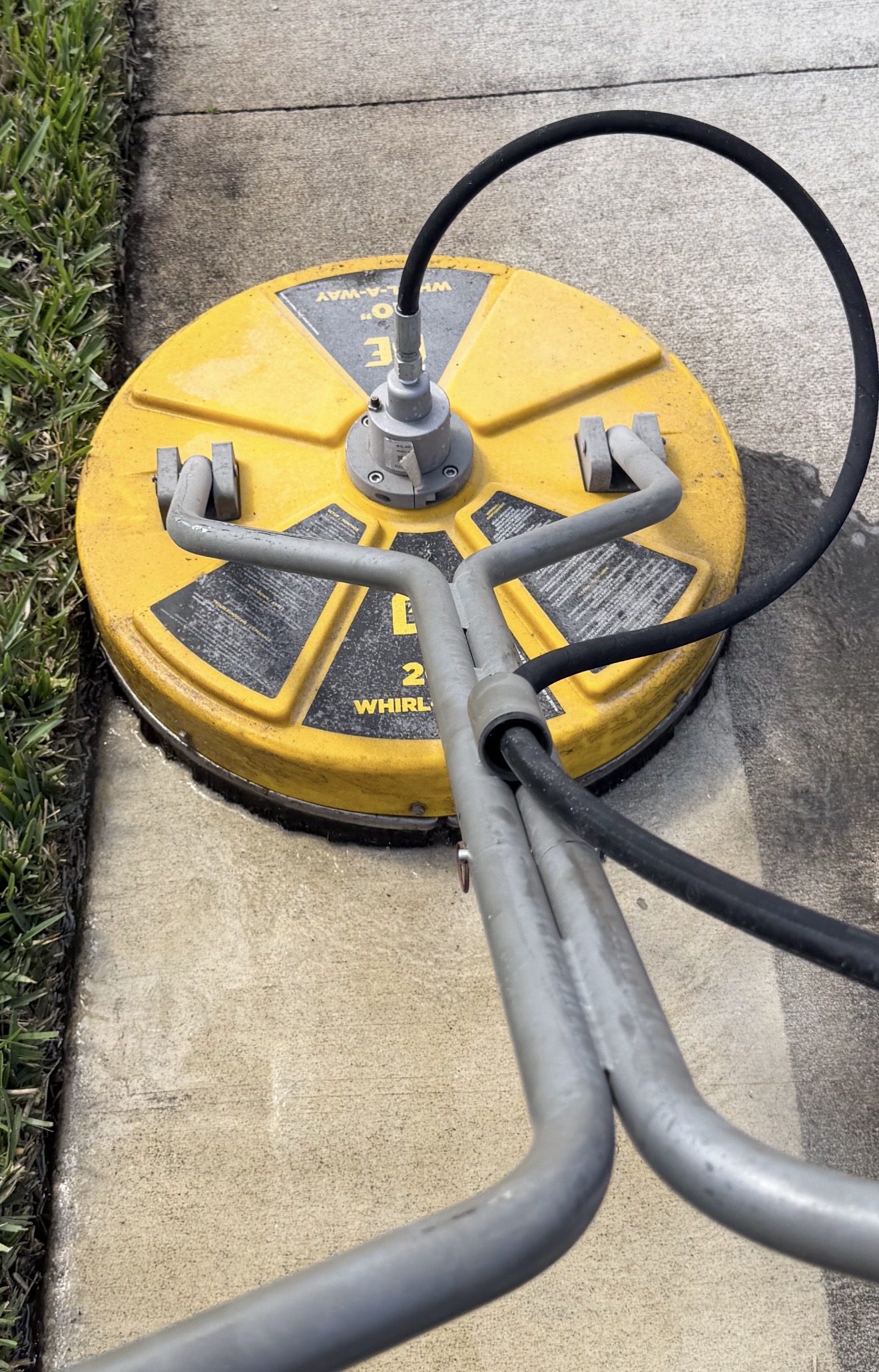 Driveway & Sidewalk Pressure Washing in Palm Bay, FL | BOOM Pressure & Soft Wash
